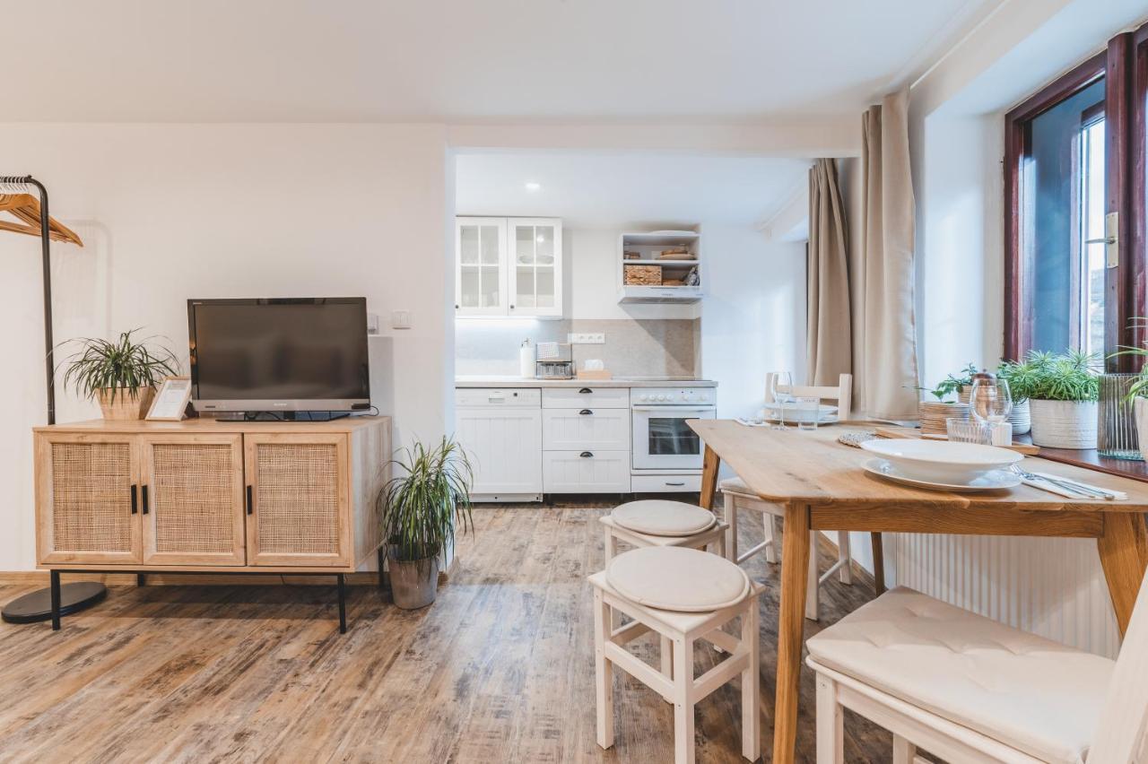 Konekt Apartment Чешки Крумлов Екстериор снимка